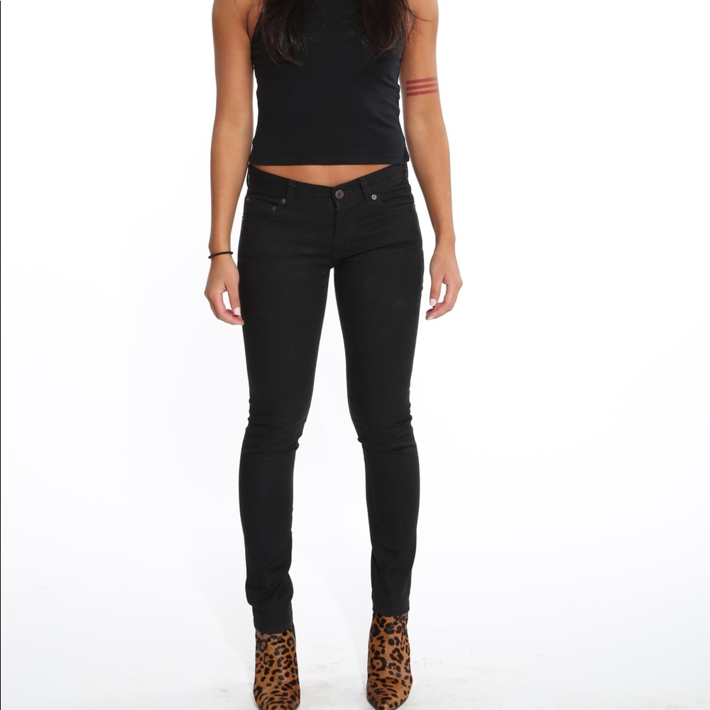 Saint Laurent D01 Skinny Jeans